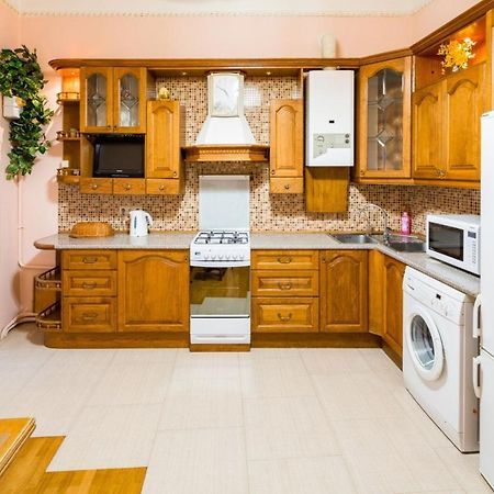 Do Lvova Central Apartments Luaran gambar