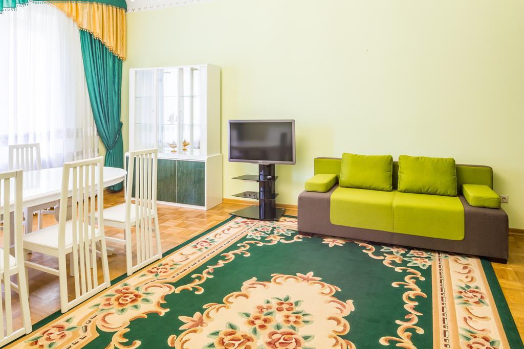 Do Lvova Central Apartments Luaran gambar