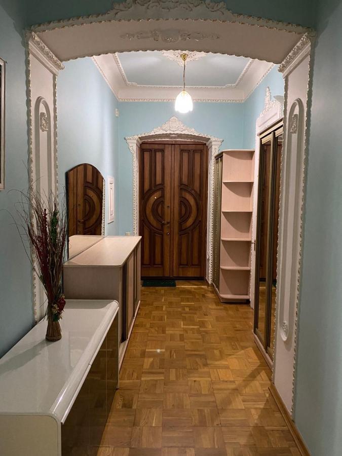 Do Lvova Central Apartments Luaran gambar