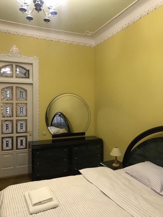 Do Lvova Central Apartments Luaran gambar